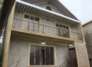 Satılır 6 otaqlı 220 m2 həyət evi Qaraçuxur