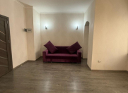 Satılır 1 otaqlı 42 m2 köhnə tikili Nəsimi r.