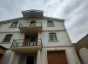 Satılır 7 otaqlı 326 m2 villa Badamdar