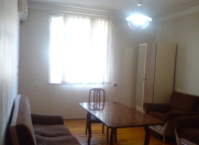 İcarəyə verilir 3 otaqlı 75 m2 köhnə tikili Dostluq kinoteatrı