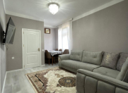 Satılır 2 otaqlı 60 m2 köhnə tikili Memar Əcəmi m.