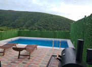 İcarəyə verilir 3 otaqlı 85 m2 bağ evi Şəki