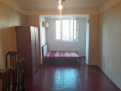 İcarəyə verilir 1 otaqlı 40 m2 köhnə tikili 20 yanvar m.