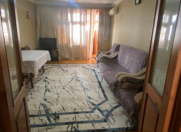 Satılır 3 otaqlı 86 m2 köhnə tikili Bakıxanov