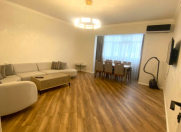 Satılır 3 otaqlı 90 m2 köhnə tikili İçəri Şəhər m.