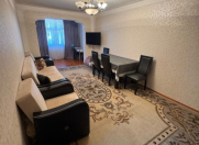 Satılır 3 otaqlı 65 m2 köhnə tikili Xalqlar Dostluğu m.