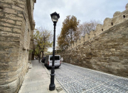 Satılır 7 otaqlı 217 m2 köhnə tikili İçəri Şəhər m.