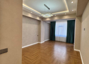 Satılır 3 otaqlı 115 m2 yeni tikili 28 May m.