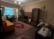 Satılır 3 otaqlı 80 m2 köhnə tikili Xalqlar Dostluğu m.