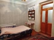 Satılır 4 otaqlı 50 m2 həyət evi Əmircan