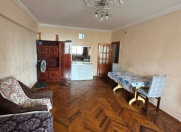 Satılır 2 otaqlı 60 m2 köhnə tikili Əhmədli m.