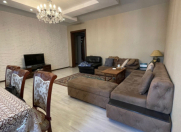 Satılır 10 otaqlı 440 m2 həyət evi Yeni Yasamal