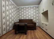 Satılır 1 otaqlı 14 m2 köhnə tikili Sahil m.