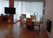 İcarəyə verilir 3 otaqlı 127 m2 yeni tikili Şah İsmayıl Xətai m.