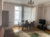 İcarəyə verilir 3 otaqlı 85 m2 yeni tikili Elmlər Akademiyası m.