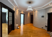 Satılır 3 otaqlı 155 m2 yeni tikili 28 May m.