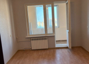 Satılır 2 otaqlı 70 m2 köhnə tikili Memar Əcəmi m.