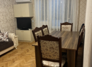 Satılır 2 otaqlı 45 m2 köhnə tikili İnşaatçılar m.