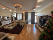 İcarəyə verilir 3 otaqlı 150 m2 yeni tikili Azərbaycan Dillər Universiteti