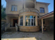 Satılır 6 otaqlı 450 m2 həyət evi Bakıxanov