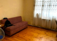 Satılır 3 otaqlı 80 m2 köhnə tikili Elmlər Akademiyası m.