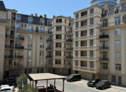 İcarəyə verilir 3 otaqlı 142 m2 yeni tikili Ağ şəhər