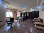 İcarəyə verilir 1 otaqlı 50 m2 ofis Bakıxanov