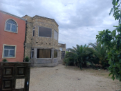 Satılır 6 otaqlı 220 m2 bağ evi Corat