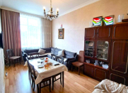 Satılır 3 otaqlı 90 m2 köhnə tikili Nəsimi bazarı