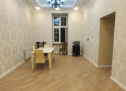 Satılır 3 otaqlı 140 m2 köhnə tikili Rəsulzadə
