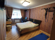 Satılır 4 otaqlı 90 m2 köhnə tikili Y.Günəşli
