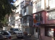 İcarəyə verilir 1 otaqlı 35 m2 köhnə tikili İnşaatçılar m.