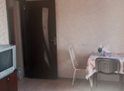 Satılır 1 otaqlı 40 m2 köhnə tikili Həzi Aslanov m.