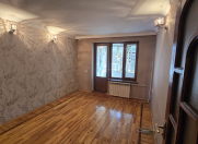 İcarəyə verilir 3 otaqlı 60 m2 köhnə tikili 8 km