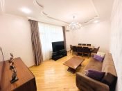 Satılır 3 otaqlı 90 m2 yeni tikili 8 mkr