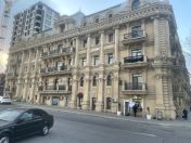 İcarəyə verilir 5 otaqlı 108 m2 obyekt İçəri Şəhər m.