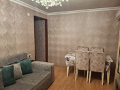 Satılır 2 otaqlı 35 m2 köhnə tikili Qara Qarayev m.