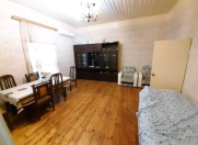 Satılır 2 otaqlı 75 m2 köhnə tikili İçəri Şəhər m.