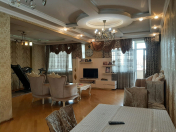 Satılır 4 otaqlı 167 m2 yeni tikili 20 yanvar m.