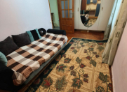 İcarəyə verilir 2 otaqlı 50 m2 köhnə tikili Şah İsmayıl Xətai m.