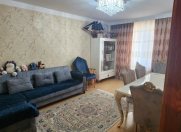 Satılır 3 otaqlı 74 m2 köhnə tikili Həzi Aslanov m.