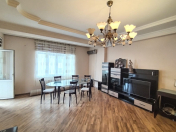 Satılır 3 otaqlı 161 m2 yeni tikili 28 May m.