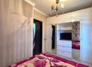 Satılır 4 otaqlı 90 m2 köhnə tikili Qara Qarayev m.