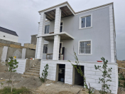 Satılır 7 otaqlı 250 m2 həyət evi Novxanı