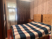 Satılır 4 otaqlı 98 m2 köhnə tikili Əhmədli m.