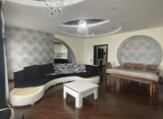 Satılır 3 otaqlı 160 m2 yeni tikili 8 Noyabr m.