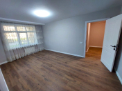 Satılır 2 otaqlı 50 m2 köhnə tikili Qara Qarayev m.