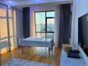 Satılır 3 otaqlı 100 m2 yeni tikili 28 May m.