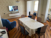 Satılır 3 otaqlı 115 m2 köhnə tikili Memar Əcəmi m.