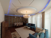 Satılır 4 otaqlı 156 m2 yeni tikili Şah İsmayıl Xətai m.
